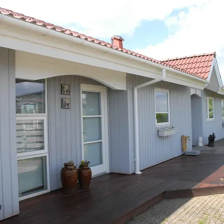 Outstanding Close To Beachh Дом отдыха